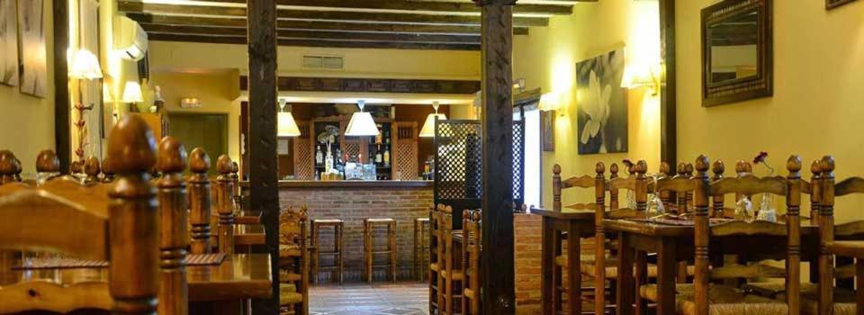 Hostal Rural Moratin Pastrana Eksteriør bilde