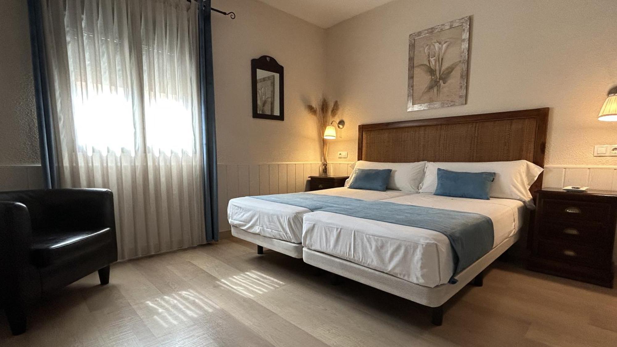 Hostal Rural Moratin Pastrana Eksteriør bilde